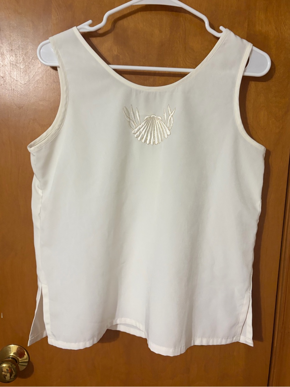 CC SPORT- SHELL EMBROIDERED TANK